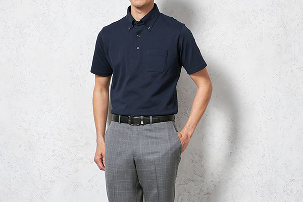 【スラックス×ポロシャツ】涼しげでスマートなクールビズスタイル